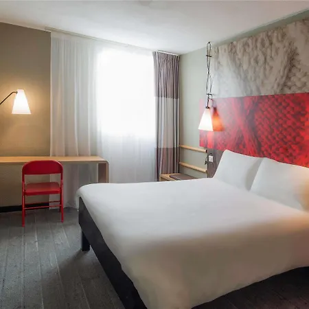 Hotel Ibis Nord 3*