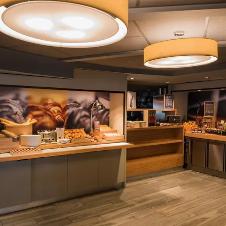 Ibis Nord 3* Tours