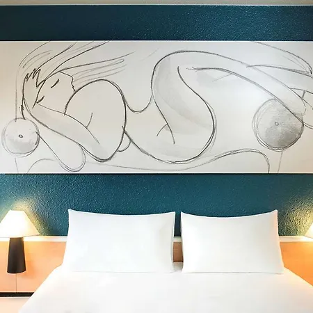 Hotel Ibis Nord 3*